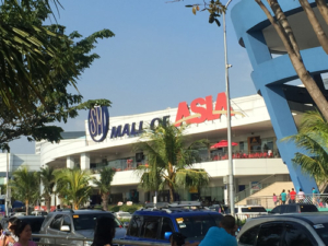 マニラ　ショッピング　モールオブアジア